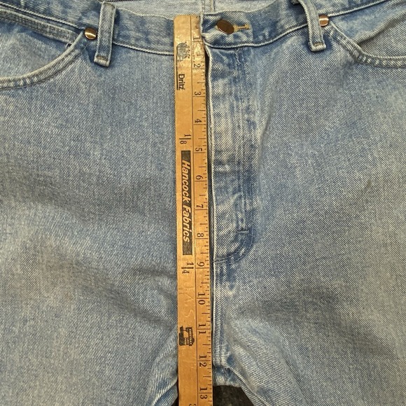 Wrangler Cowboy Western Light Washed Blue Jeans Men's 36x34 Denim Distressed - Picture 7 of 9
